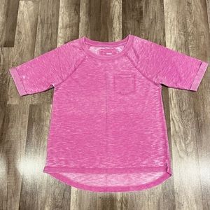 Cute Ladies Pink Top Sz small